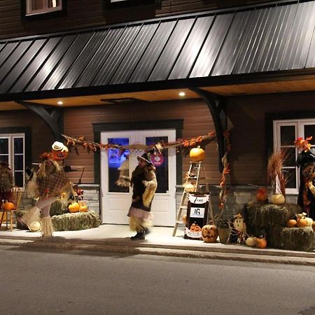 Auberge Du Vieux Faubourg Sainte Anne-des-Chênes Eksteriør bilde